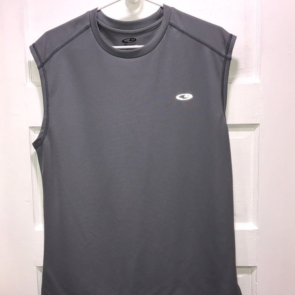 NWOT Champion Athletic T-shirt SIZE M